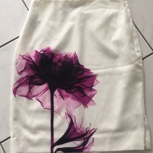 Nrand new white skirt